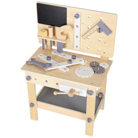 Warsztat z narzędziami drewniany na stoliku zestaw majsterkowicza